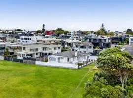 No 1 Beachfront Holiday Home