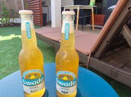 Studio Koton - 3 étoiles - Deshaies centre, ξενοδοχείο τριών αστέρων σε Deshaies