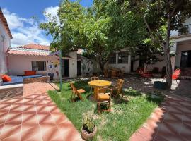 Old House Hostel, hotel v destinaci Sucre