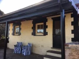 Peppertree Cottage in a beautiful Rural Setting