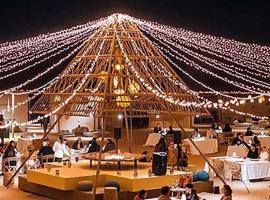 Overnight Dubai Desert Safari With BBQ and Live Shows Night Camping, οργανωμένο κάμπινγκ σε Hunaywah