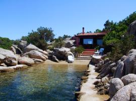 Villa Mica, feriebolig i La Maddalena