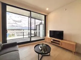 M-City Cozy Cloud Apartment Monash & Hospitable