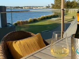 Village Bay Lake house family Lake House with Spa, mullivannidega hotell sihtkohas Marks Point