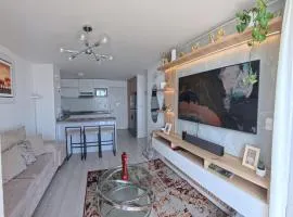 Ocean Blue, Vista Frontal Al Mar