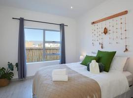 Blouberg, Nautica and Studio Apartments, Hotel in Kapstadt