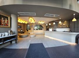 I Pavilion Hotel Phuket，位于普吉镇的酒店