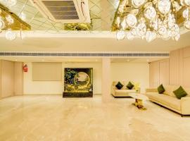 Palette Naveena Grand Hyderabad, hotel en Madhapur