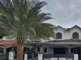 Comfy and Cosy Place for Muslims