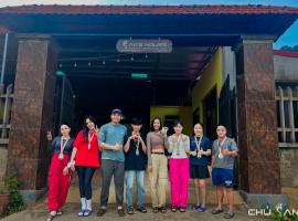 San's House, hotel in Hữu Lũng