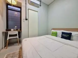 Urbanview Hotel Langkung Sae Magelang