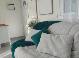 Le cocon bleu, duplex cosy et lumineux, hotel di Précy-sur-Oise
