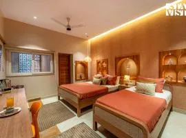 StayVista at Arches and Aura with Terrace, Meals