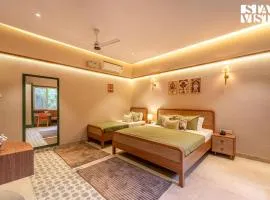StayVista at Vrindara Villa - Close to Janam Bhoomi
