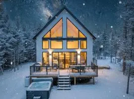 Spa and Pool Table - Chalet Ayoka