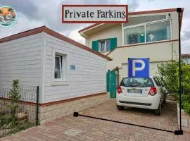 Azure Oasis with parking near the airport & beach