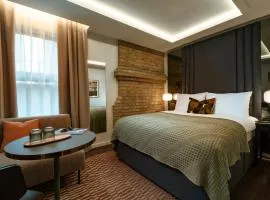 The Hobson Cambridge by Adina