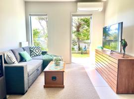 Mangawhai Estuary Escape, hotel in Mangawhai