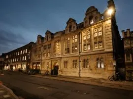 The Hobson Cambridge by Adina