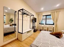 LushStay Cao Bá Quát