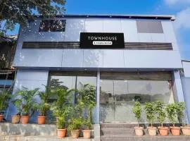 Townhouse LBS Road BKC Formerly Royal Palace