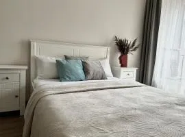 Balcony Bliss Brand New 1BR Apartment