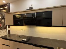 Lavish villa, ξενοδοχείο σε Lāndrān