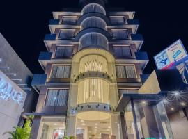 De Glance Hotel, Near Surat Railway Station, hotel near Surat Airport - STV, Surat