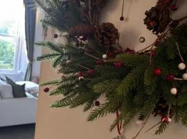 NEW stunning apartment by the sea in Torquay