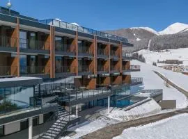 Hotel Purvita - Ski In Ski Out - Infinity Pool
