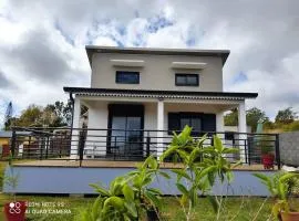 TI KAZ COCO Mignonne tite kaz chaleureuse