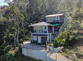 Hornbill Resorts, hotel i Suryanelli