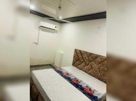 Hotel O Happy Stay, ξενοδοχείο σε Indraprastha