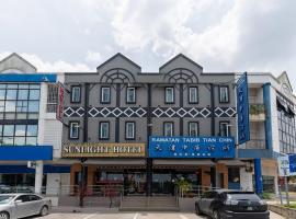 Sunlight Hotel Kulai, hotel near Senai International Airport - JHB, Kulai