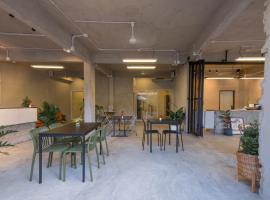 Nap & Nomad Hostel Tha Phae Gate, hostel v destinaci Ban Nong Chaeng