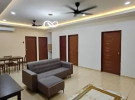 Homestay Cik Ana Sikamat