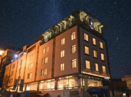 The Eco Satva Kota - Near Coaching Hub & Oxy Park, ξενοδοχείο κοντά στο Αεροδρόμιο Kota - KTU, Kota