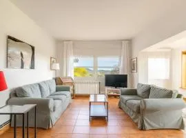 Casa con Jardín Enorme y Vistas Espectaculares Cerca de Pechon