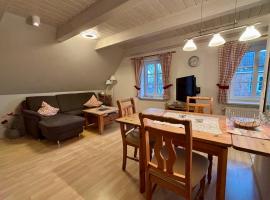 Adlerhorst - Moderne 60 qm Wohnung mit Terrasse – hotel w mieście Oevenum