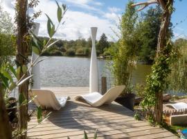 Cottage, Lodge & Spa 54, viešbutis mieste Prouilly