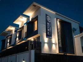 Porter Palace Apartments, hotel in Benin City