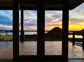 Sunset Sol - 3 Bedroom Breathtaking Ocean Views near Hermitage Bay