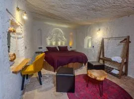 Rose Moon Cave