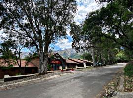 Altos del Rincón, hotel in El Rincón