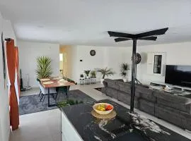 Sebastian's Chalet Royal