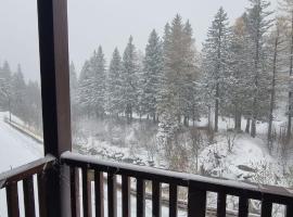 Casa Dalja – hotel w mieście Abetone