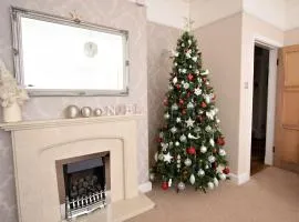 4 Bed in Llandudno 75466