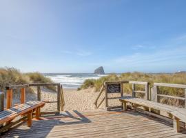 Barefoot Beach House, Hotel in Pacific City