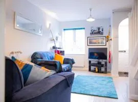 Reeve House - 2-Bed - FREE Parking & Wi-Fi
