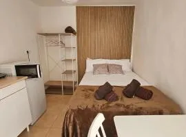 Estudio para pareja en Jaén